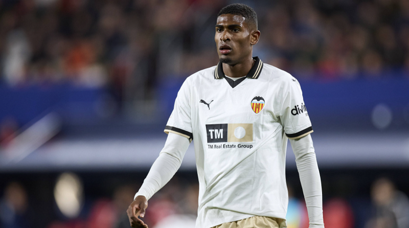 cristhian-mosquera-manh-ghep-ly-tuong-cho-hang-thu-chelsea-duoi-thoi