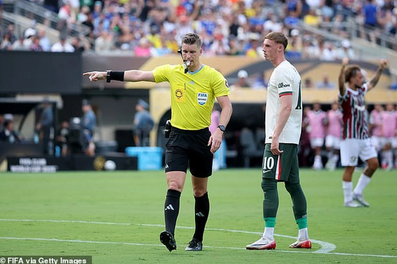 var-gay-tranh-cai-chelsea-thoat-phat-den-trong-tai-cong-khai-giai-thich-truoc