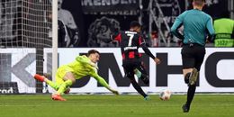 Eintracht Frankfurt vs B. Monchengladbach (21:30 – 14/02) | Xem lại trận đấu